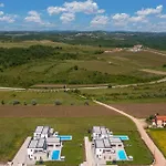 Vikendica Estate Brtonigla